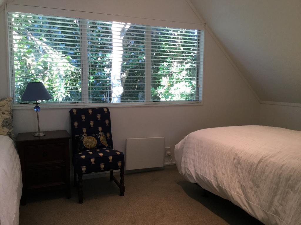 Sunny Glen Cottage Waikanae Εξωτερικό φωτογραφία