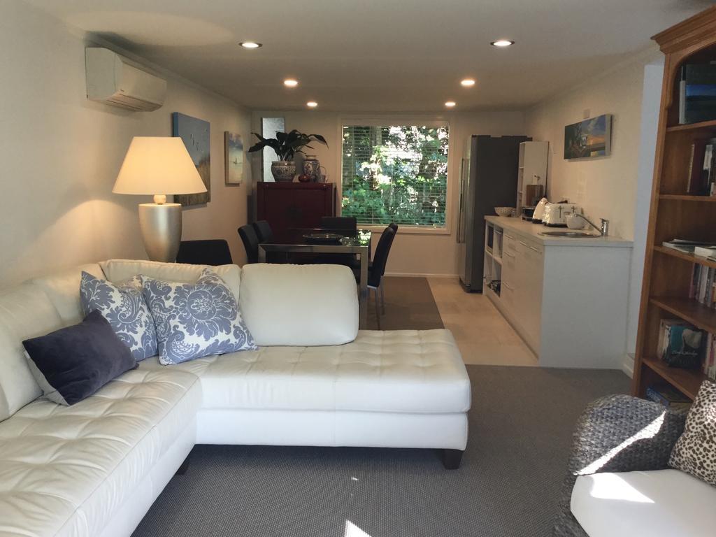 Sunny Glen Cottage Waikanae Εξωτερικό φωτογραφία